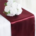 Chemin de table mariage satin bordeaux