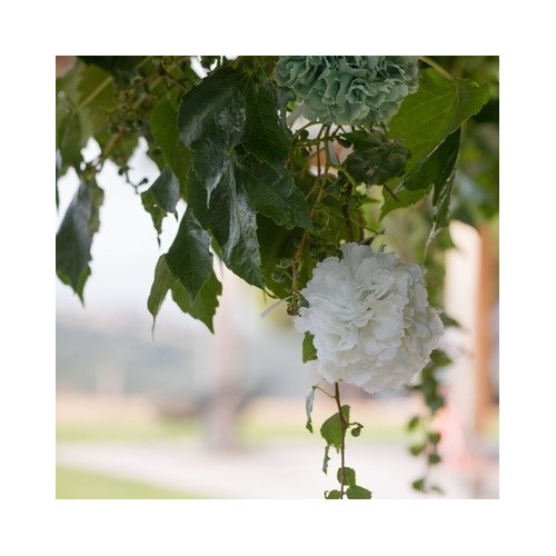 Boule de fleurs artificielles  blanches