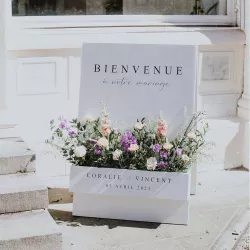 Location Panneau de Bienvenue avec jardinière