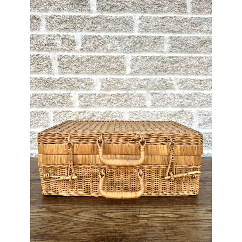 Location malette en osier  pour  décoration mariage