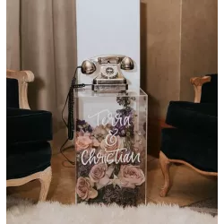 Location de colonnes en plexiglas pour décoration