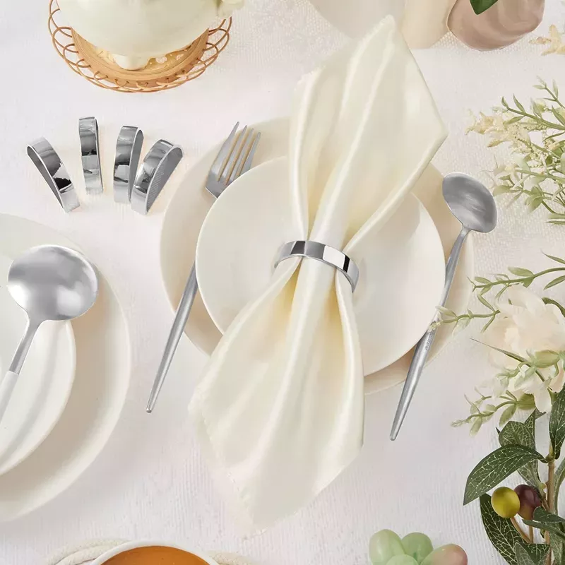 Rond de serviette metal argenté