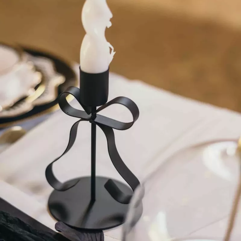 Location Chandelier métal noir pour mariage en haute vienne