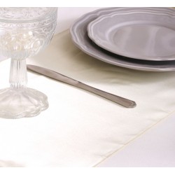 Chemin de table satin ivoire