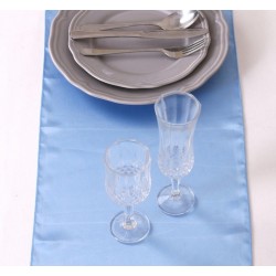 Chemin de table satin bleu 